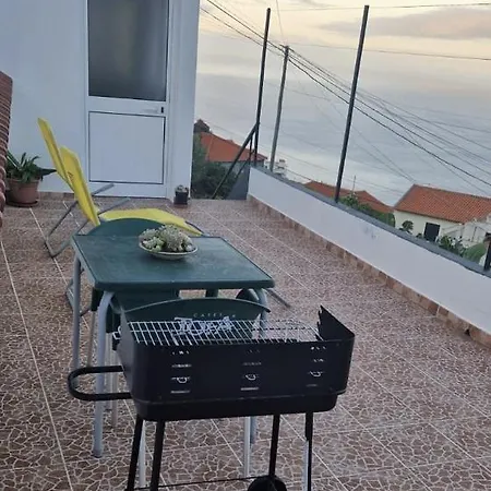 Dom wakacyjny Cozy 1 Br W/ Balcony, Ocean View&perfect Sunsets Ribeira Brava