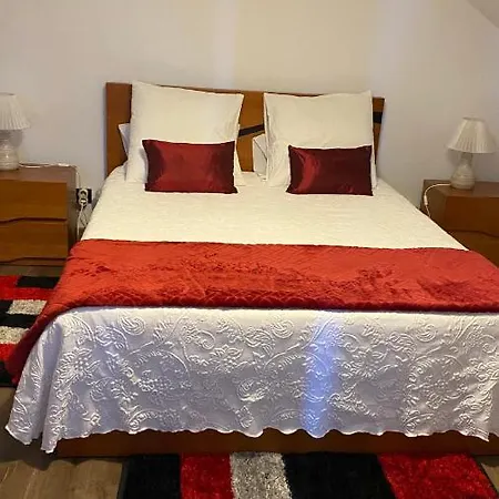 Cozy 1 Bedroom W/ Balcony, Ocean View & Perfect Sunsets בית נופש