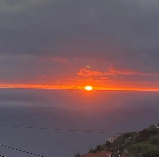 Cozy 1 Bedroom W/ Balcony, Ocean View & Perfect Sunsets Ribeira Brava