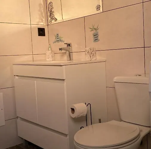 בית נופש Cozy 1 Bedroom W/ Balcony, Ocean View & Perfect Sunsets