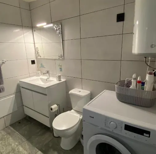 Casa vacanze Cozy 1 Bedroom W/ Balcony, Ocean View & Perfect Sunsets